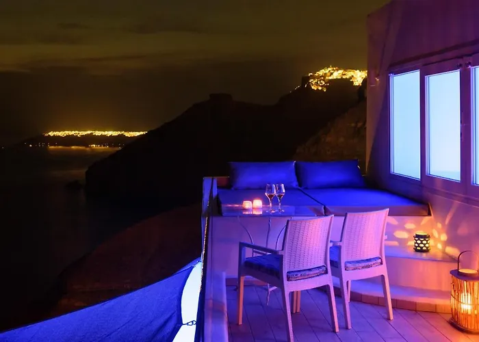 Fira Deep Blue Suites